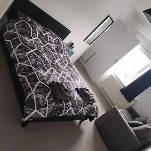 Flat Sleeps 5 People In , Guisborough United Kingdom